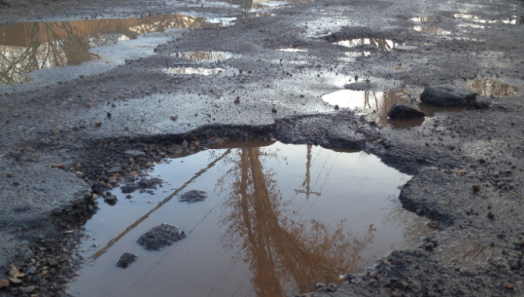 20170408 pothole